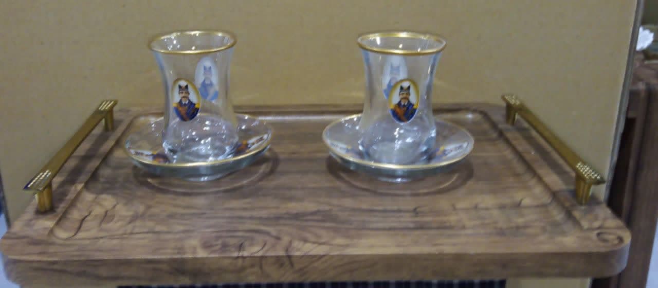 سینی چوبی دسته طلایی